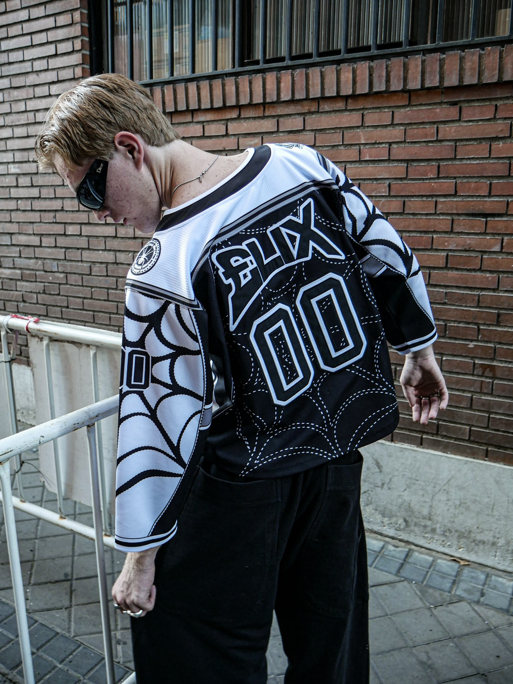 BLACK WIDOW JERSEY